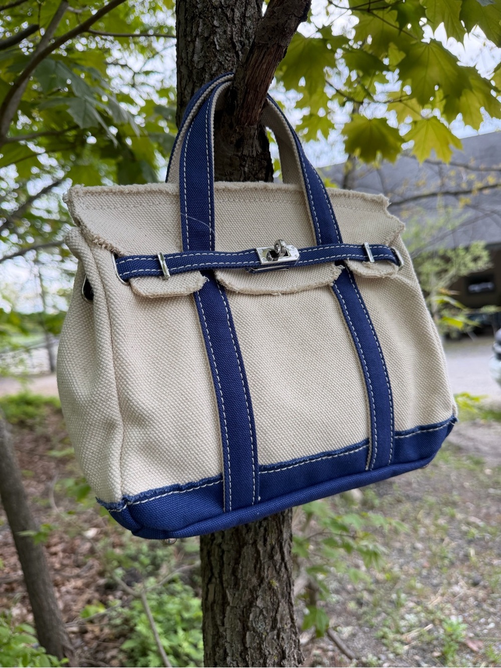 Mini Boatkin viral canvas bag cream and navy - Picture 2 of 6
